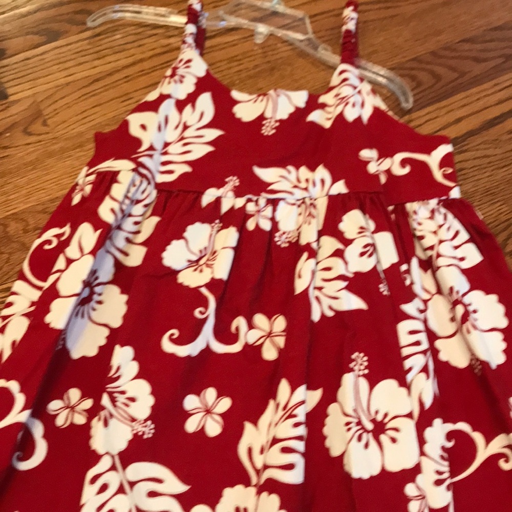 Hawaiian red dress
